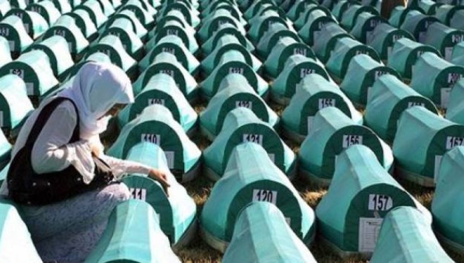 Hashim Thaçi në Srebrenicë