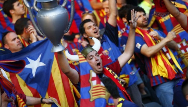 Flamujt e Katalunjës, UEFA do të ndëshkojë Barçën
