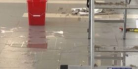 Në Pallatin e Drejtësisë tash rrjedh edhe uji (Video)