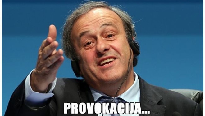 Plas gallata në rrjetet sociale me Platininë (Foto)
