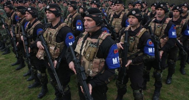 Policia Ushtarake shqiptare në gatishmëri kundër Rusisë