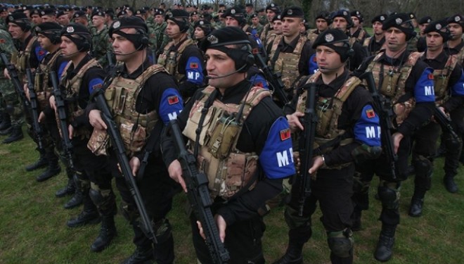 Policia Ushtarake shqiptare në gatishmëri kundër Rusisë