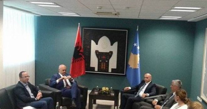 Të gjitha dilemat e vizitës së befasishme të Edi Ramës në Kosovë (VIDEO)