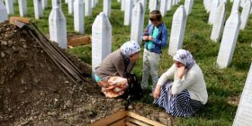 Serbia anulon të gjitha aktivitetet për Srebrenicën