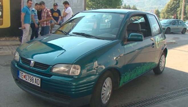 Tetovari ideon makinë me energji elektrike
