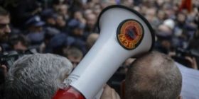 Isa Mustafa e mbyll zyrën e veteranëve të UÇK-së