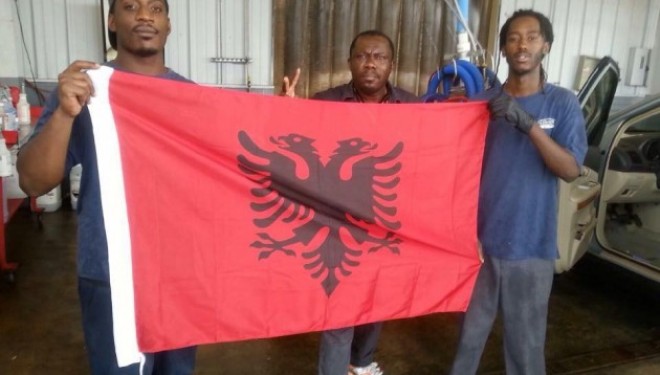 Amerikanët duan të bëhen shqiptarë…