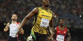 Usain Bolt i papërmbajtshëm në Botërorin e Kinës, triumfon edhe në 200 metra