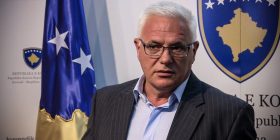 Vetëvendosje publikon numrat e telefonit të Adem Grabovcit (Foto)