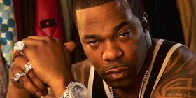 Arrestohet reperi Busta Rhymes pas një zënke në palestër