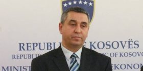 Ujësjellësi “Prishtina” shkarkon drejtorin gjeneral, Gjelosh Vatajn