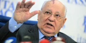 Gorbaçov: Bota ende e rrezikuar nga lufta bërthamore, Obama Putin të mësojnë nga e shkuara