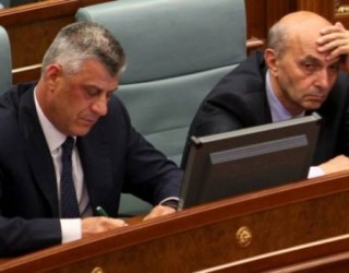 PDK e LDK nuk e pranojnë krizën (Video)