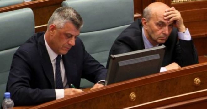 PDK e LDK nuk e pranojnë krizën (Video)