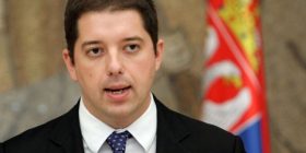 Gjuriq: Prishtina dëshiron t’i përgjojë telefonat tanë
