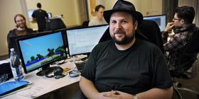 Shpikësi i lojës i Minecraft urren të jetë miliarder