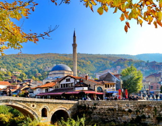 Turqia, vendi i parë që hap konsullatë të përgjithshme në Kosovë