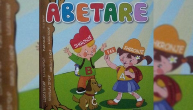 Shkollat shqipe në Mal të Zi përdorin abetaren kombëtare