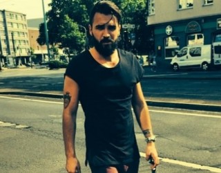 Kush e mbron Blerim Destanin? (Foto)