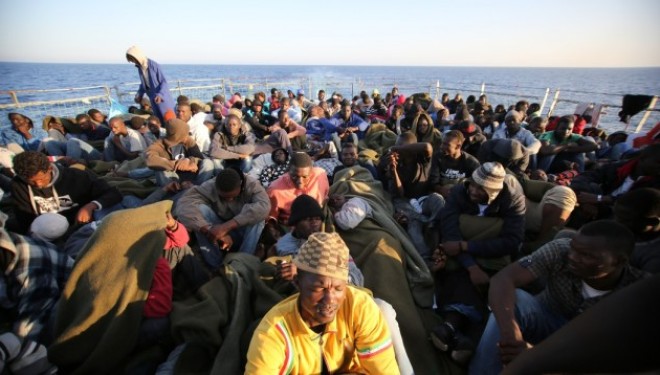 Kriza e emigracionit në Evropë: Vetëm për një muaj arrijnë 100 mijë emigrantë (Foto&Video)