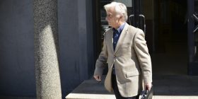 Godet Eqa: Ja kush janë akademikët servilë