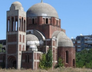Studentët me aksion kundër funksionalizimit të kishës serbe në oborrine UP’së