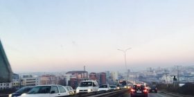 Hiqet rregulli për dritat e ndezura për vozitje gjatë ditës