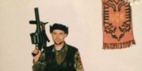 Familjarët e Komandant Malishevës e quajnë fabrikim lajmin për tentim-vetëvrasjen e tij!