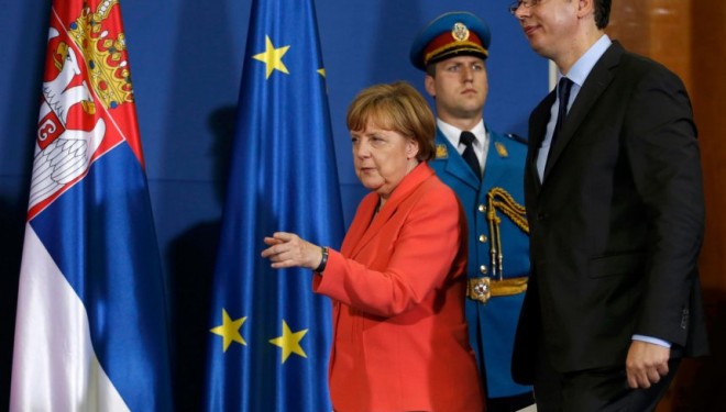 Serbët: Merkel do të na përkrahë për kujtimin e viktimave të ish-Jugosllavisë