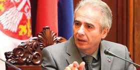 Ekskluzive: Milovan Drecun, politikani serb që i rrihte shqiptarët e zënë rob (Foto)