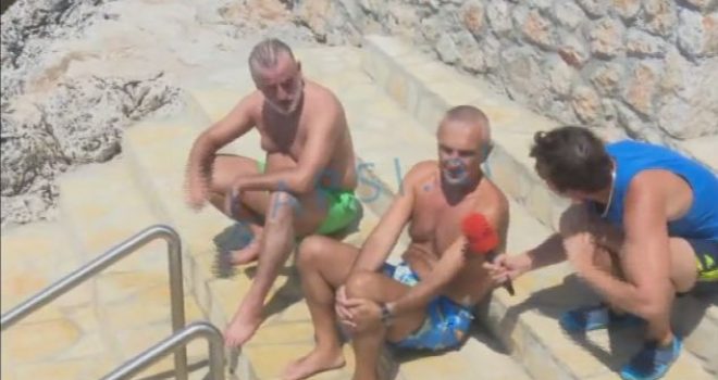 Incident në plazh: Ilir Meta “detyron” gazetarin të zhvishet (VIDEO)