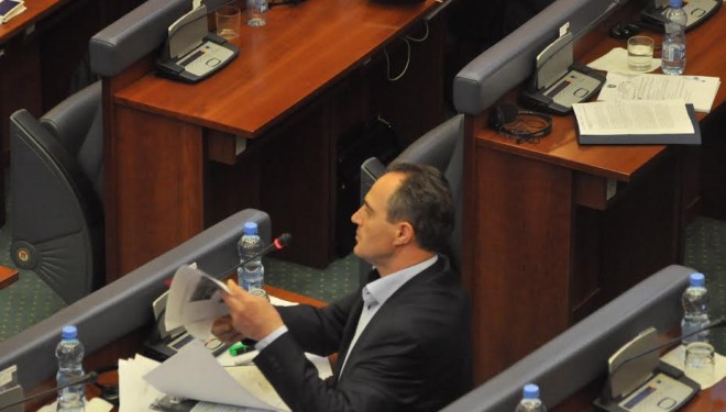 Nait Hasani: Nuk duhet të kaloj Asociacioni! Qeveria duhej të jepte dorëheqje!