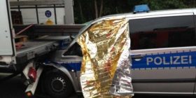 Vdes polici gjerman në aksident, po shoqëronte shqiptarin për ta kthyer në Shqipëri