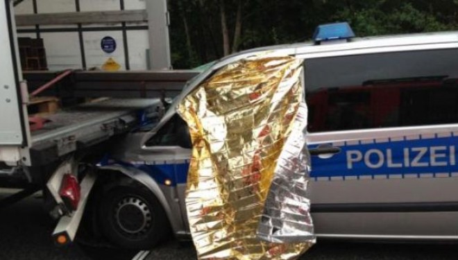 Vdes polici gjerman në aksident, po shoqëronte shqiptarin për ta kthyer në Shqipëri