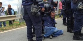 Vetëvendosja tregon, se aktivistet e saj janë dhunuara gjatë arrestimit nga Policia e Kosovës!