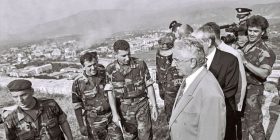 Ja si e rrëzoi gjenerali shqiptar avionin ushtarak serb në Kroaci | VIDEO-ARKIVA
