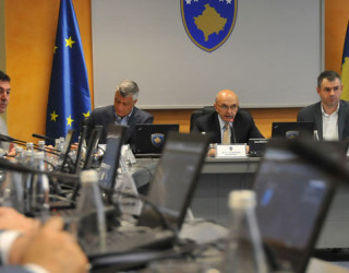 Qeveria me kredi synon ta përmirësojë arsimin në Kosovë