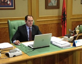 Pacolli Junior i ngatërron marrëveshjet