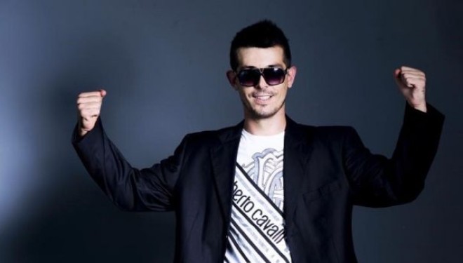 Ka parakalon estrada shqiptare (Foto)