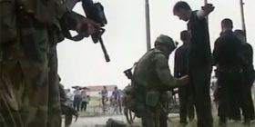 Në Ferizaj, kur KFOR-i ç’armatoste UÇK-në, refugjatët ktheheshin e ushtria serbe ikte