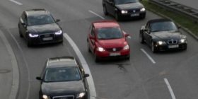 Krujë: Eksploziv makinës, shpërthen në lëvizje