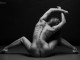 Bukuria sensuale e femrës përmes fotografive artistike (Foto)