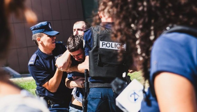Zëdhënësi i Vetëvendosjes i irrituar me sjelljet e Policisë