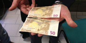 Në Ferizaj konfiskohen bankënota 50 eurosh të falsifikuara