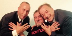 Haradinaj bënë shqiponjën me Marjan Sebajn e Don Viktor Sopin (Foto)