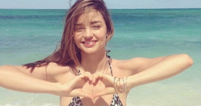 Në shtrat me Kate Upton dhe Miranda Kerr (Foto)