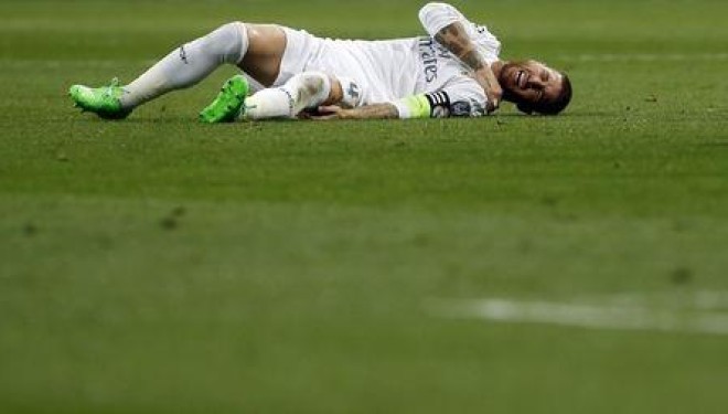 Ramos një muaj jashtë fushave