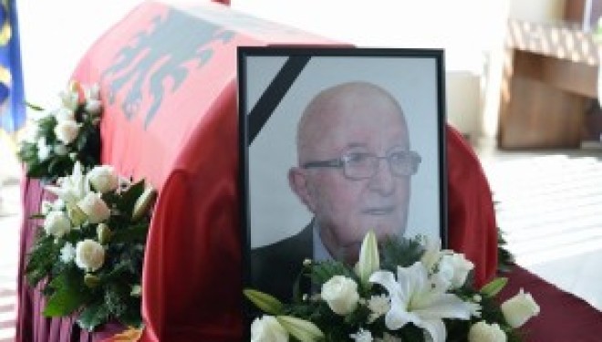 Vdekja e Pajazit Nushit, humbje e madhe për shoqërinë (Foto)