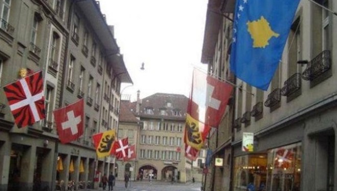 Diplomatët e karrierës me status si të punonjësve të AKI-së dhe FSK-së