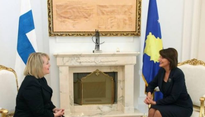 Ambasadorja e Finlandës i premton Jahjagës bashkëpunim të thellë mes dy vendeve